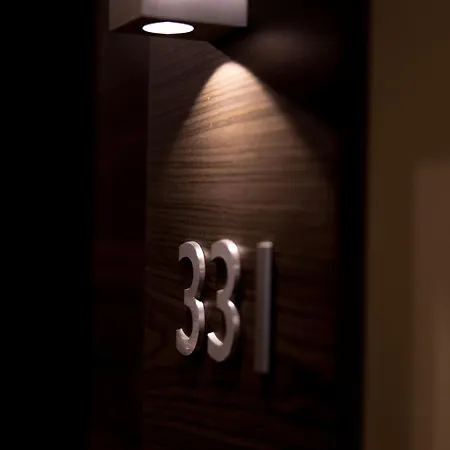 美居维亚雷焦酒店 酒店 4*