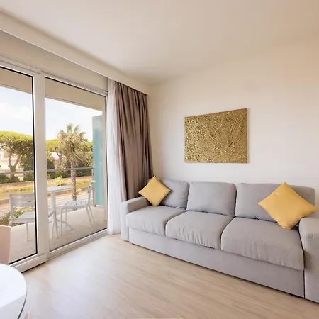 美居维亚雷焦酒店 酒店