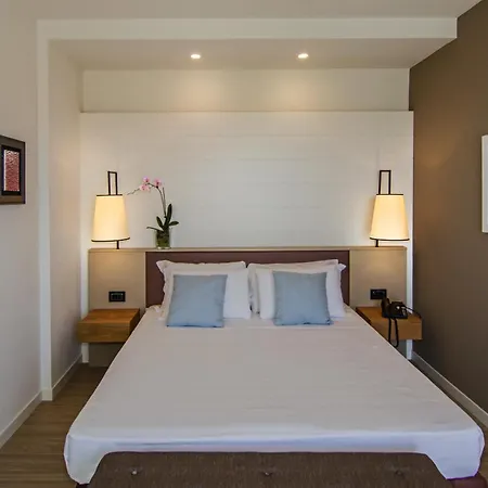 美居维亚雷焦酒店 酒店 维亚雷焦