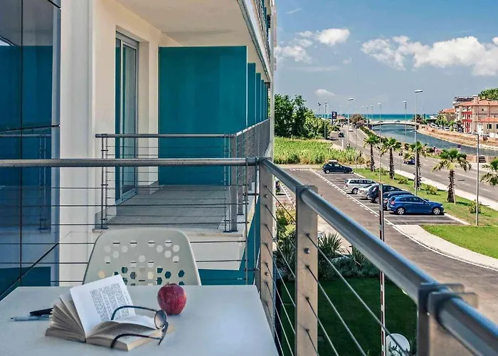 Hotel Viareggio 4* Viareggio